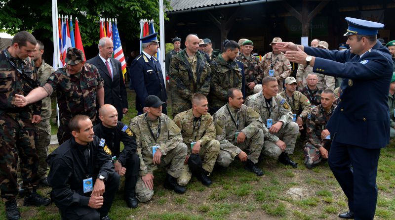 4020 Mesterlovo Vilagkupa Nagyteteny